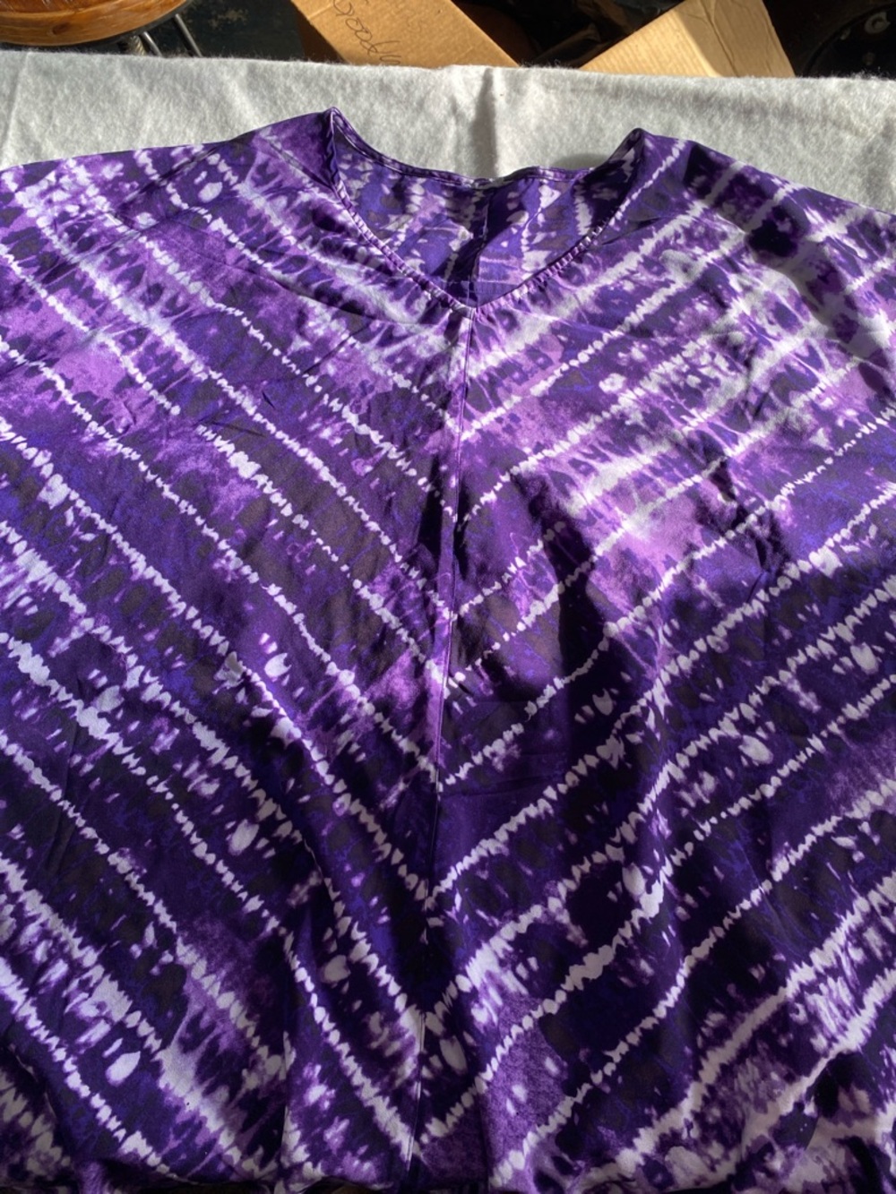Vibrant Purple Tie-Dye V-Neck Tunic No Tag APAP 32”Close to 3X Light Weigth - Picture 7 of 13